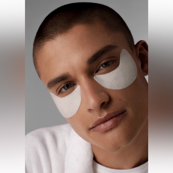 New SHISEIDo Wrinkle Resist 24 Pure Retinol Express Smoothing Eye Mask - Picture 4 of 8